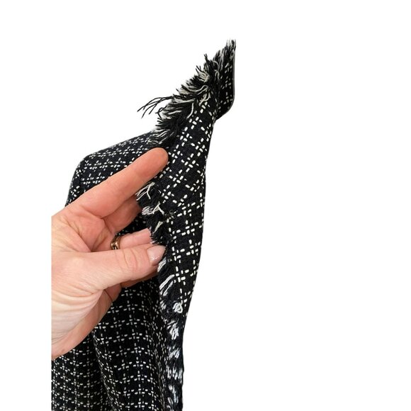 Tahari Arthur S. Levine Petite Open Front Tweed Jacket With Frayed Edges Black/W - Picture 6 of 10